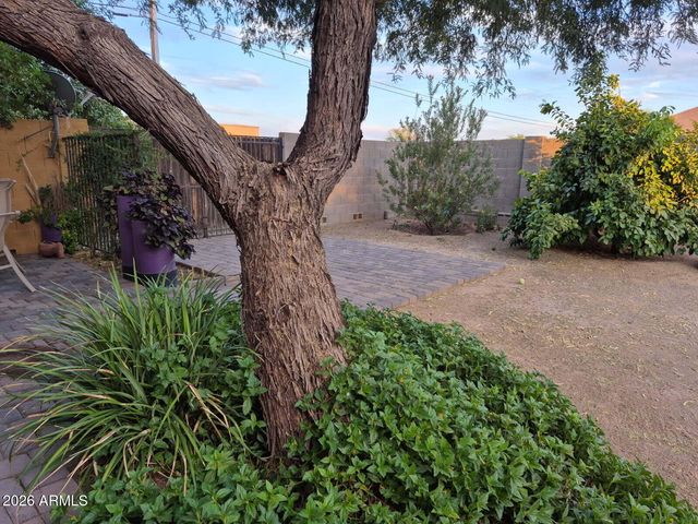 23712 N 104th Avenue, Peoria, AZ 85383