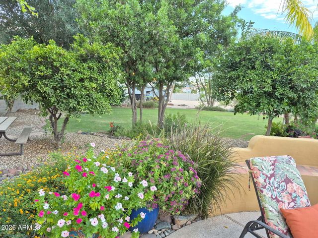 23712 N 104th Avenue, Peoria, AZ 85383