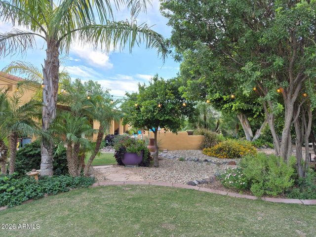 23712 N 104th Avenue, Peoria, AZ 85383