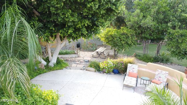 23712 N 104th Avenue, Peoria, AZ 85383