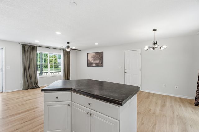 1717 Court Street, Adel, IA 50003