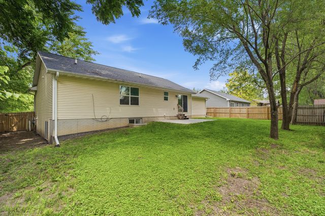 1717 Court Street, Adel, IA 50003