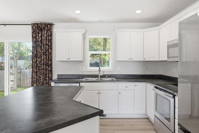 1717 Court Street, Adel, IA 50003