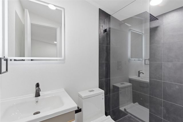 6713 S MASCOTTE STREET, Tampa, FL 33616