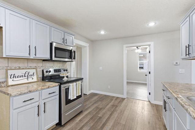 500 S Warren Avenue, Springfield, MO 65806