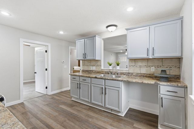 500 S Warren Avenue, Springfield, MO 65806