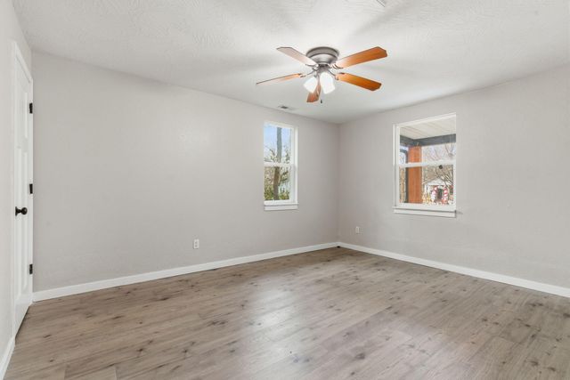 500 S Warren Avenue, Springfield, MO 65806