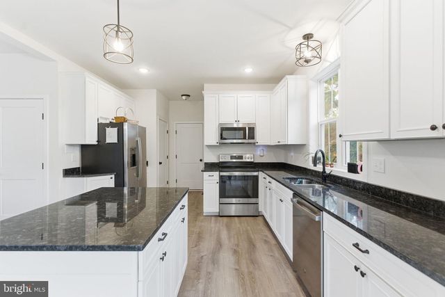 194 NEMACOLIN TRL, Hedgesville, WV 25427