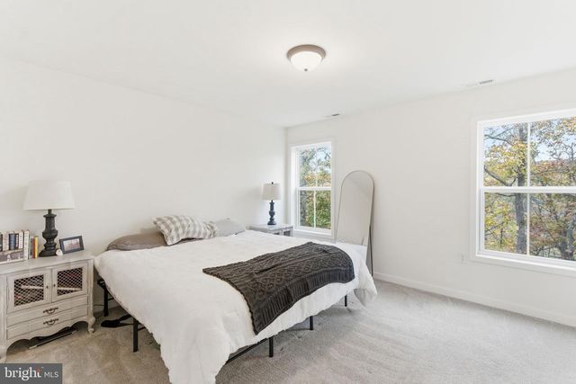 194 NEMACOLIN TRL, Hedgesville, WV 25427