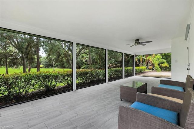 5100 Mahogany Ridge DR, Naples, FL 34119