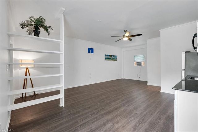 5100 Mahogany Ridge DR, Naples, FL 34119
