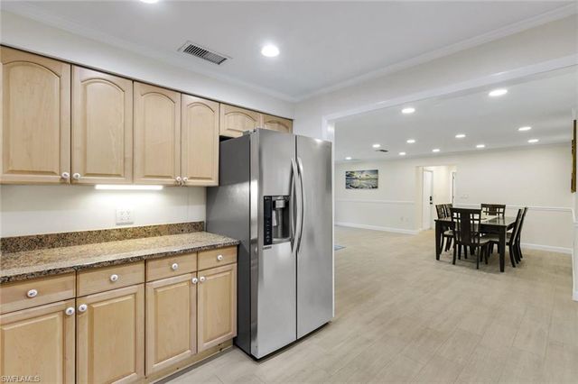 5100 Mahogany Ridge DR, Naples, FL 34119
