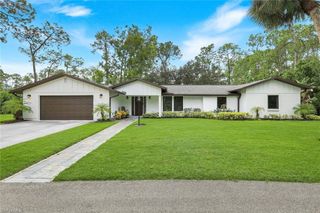 5100 Mahogany Ridge DR, Naples, FL 34119