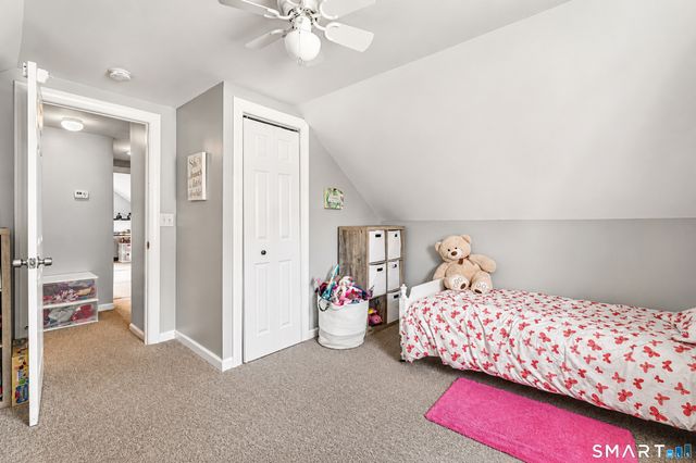 15 Laden Avenue, Wallingford, CT 06492