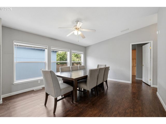 1005 FERRY St 13, Dayton, OR 97114