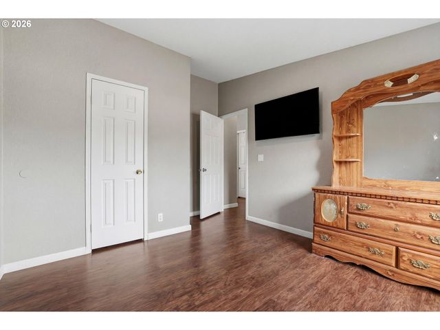 1005 FERRY St 13, Dayton, OR 97114