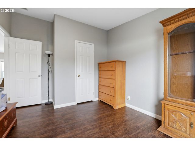 1005 FERRY St 13, Dayton, OR 97114