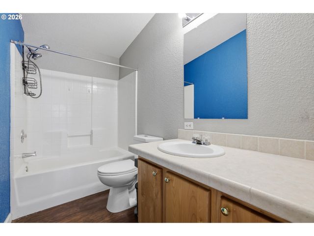 1005 FERRY St 13, Dayton, OR 97114