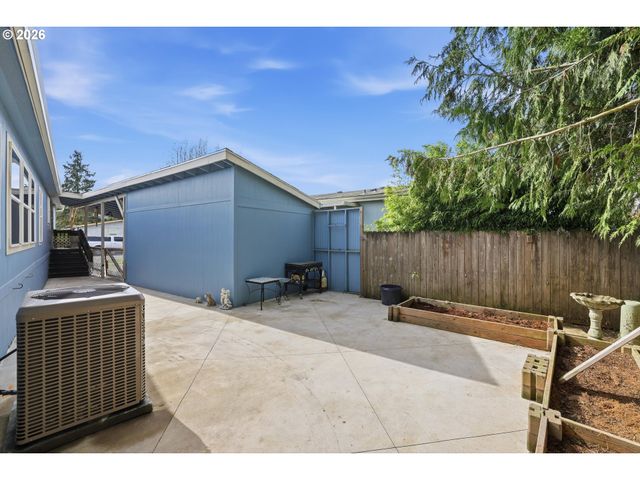 1005 FERRY St 13, Dayton, OR 97114