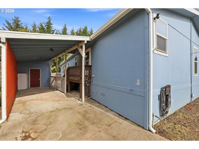 1005 FERRY St 13, Dayton, OR 97114