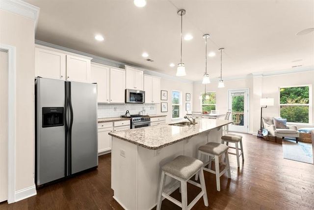 5811 Lanier Valley Parkway, Buford, GA 30518