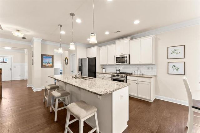 5811 Lanier Valley Parkway, Buford, GA 30518