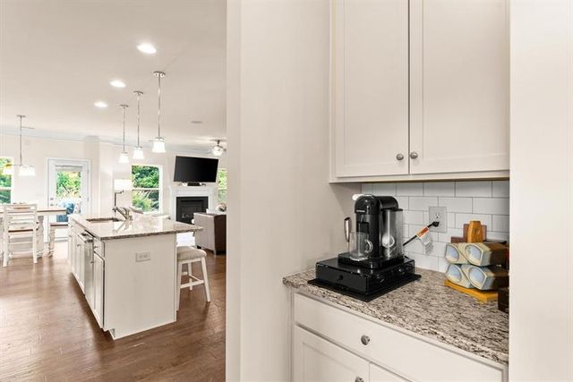 5811 Lanier Valley Parkway, Buford, GA 30518