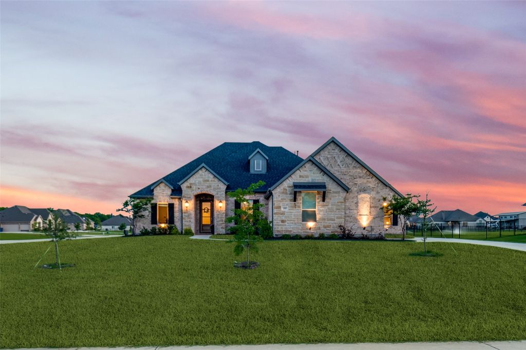 1301 Wilderness Lane, Forney, TX 75126