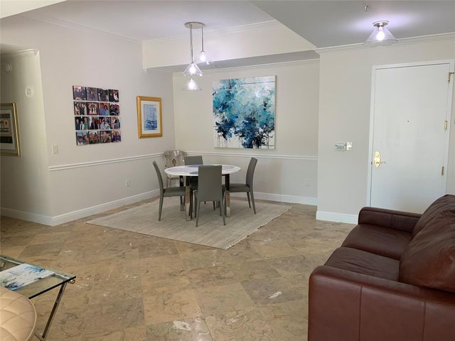1063 W Hillsboro Mile 115, Hillsboro Beach, FL 33062