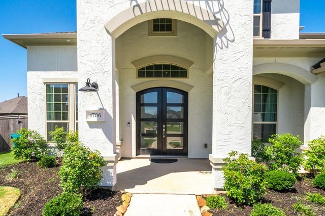 4706 Llano Loop, Sugar Land, TX 77479