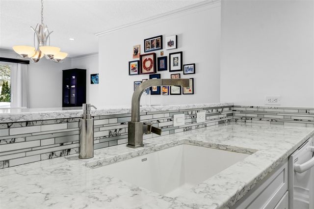 814 York Avenue, Holland, MI 49423