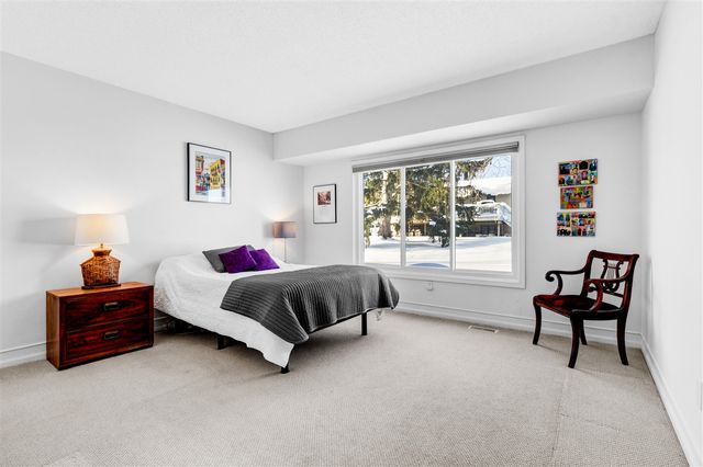 814 York Avenue, Holland, MI 49423