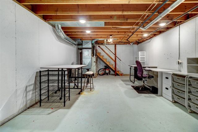 814 York Avenue, Holland, MI 49423