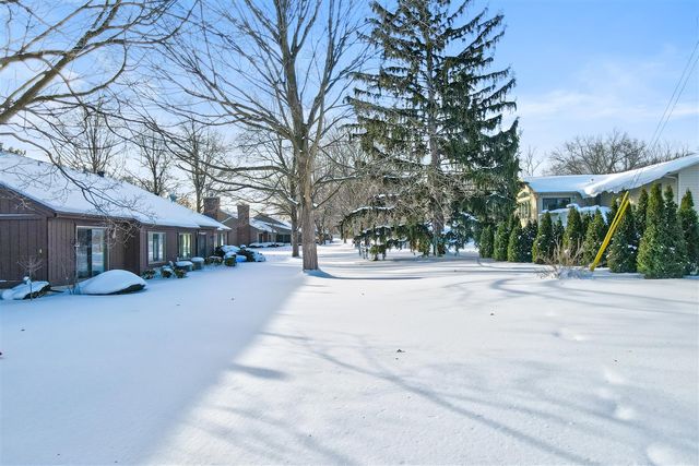 814 York Avenue, Holland, MI 49423