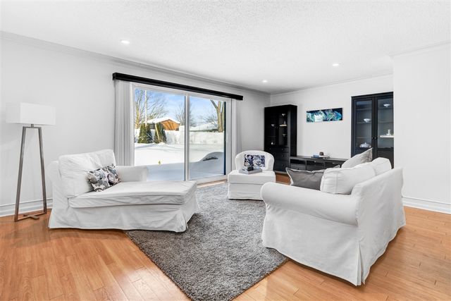 814 York Avenue, Holland, MI 49423