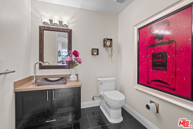 4848 Wilshire Boulevard 102, Los Angeles, CA 90010