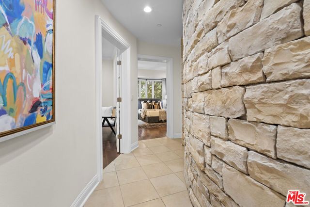 4848 Wilshire Boulevard 102, Los Angeles, CA 90010