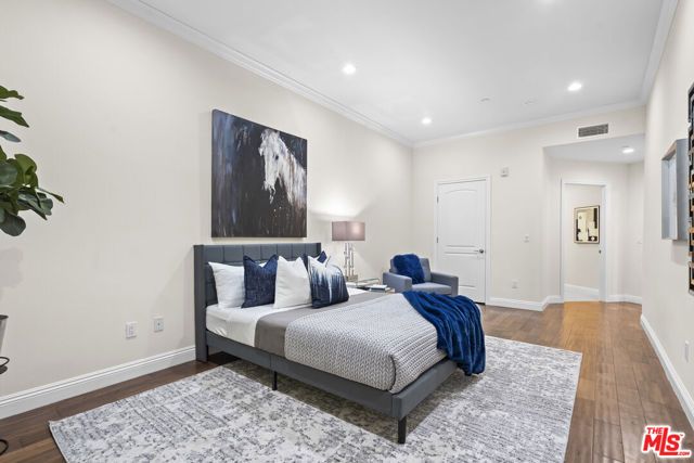 4848 Wilshire Boulevard 102, Los Angeles, CA 90010