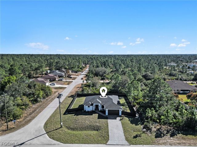 369 Woodburn DR, Lehigh Acres, FL 33972