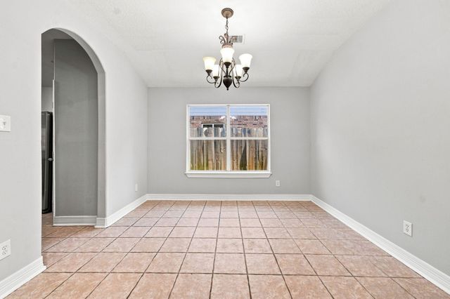 318 Magnolia Estates Drive, League City, TX 77573