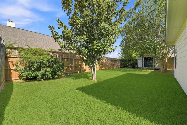 318 Magnolia Estates Drive, League City, TX 77573