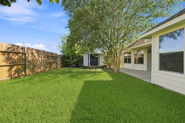 318 Magnolia Estates Drive, League City, TX 77573