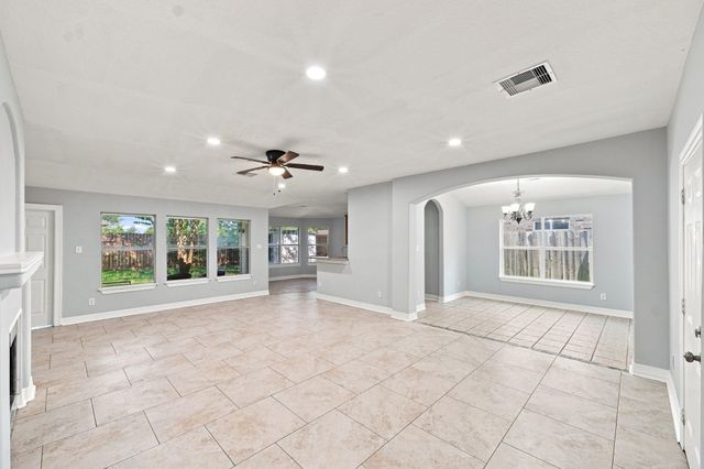 318 Magnolia Estates Drive, League City, TX 77573
