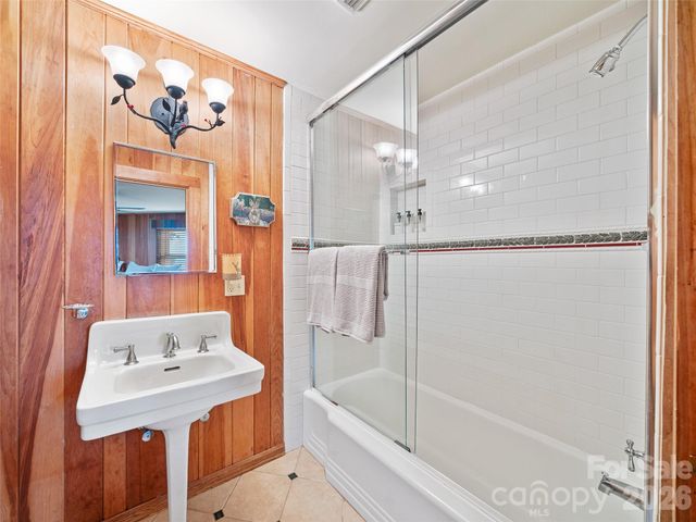 729 Bear Wallow Road, Little Switzerland, NC 28749