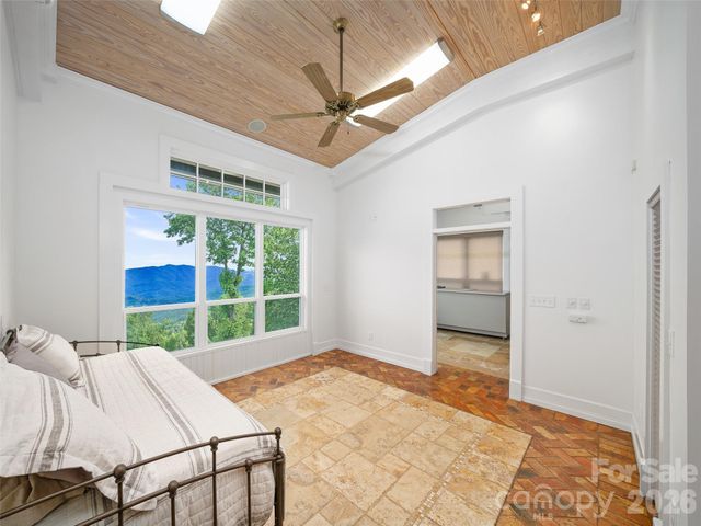 729 Bear Wallow Road, Little Switzerland, NC 28749