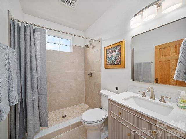 729 Bear Wallow Road, Little Switzerland, NC 28749