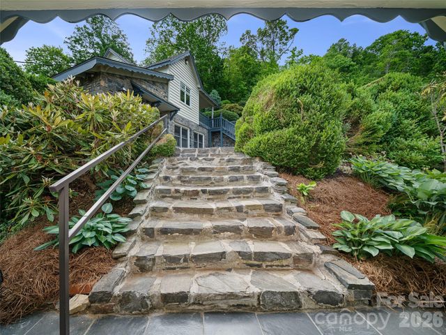 729 Bear Wallow Road, Little Switzerland, NC 28749