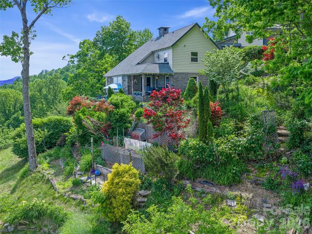 729 Bear Wallow Road, Little Switzerland, NC 28749