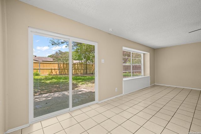 5019 Stockman, San Antonio, TX 78247