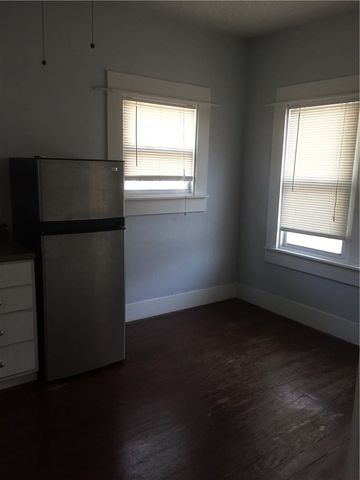 813 W 8th Street 3, Dallas, TX 75208